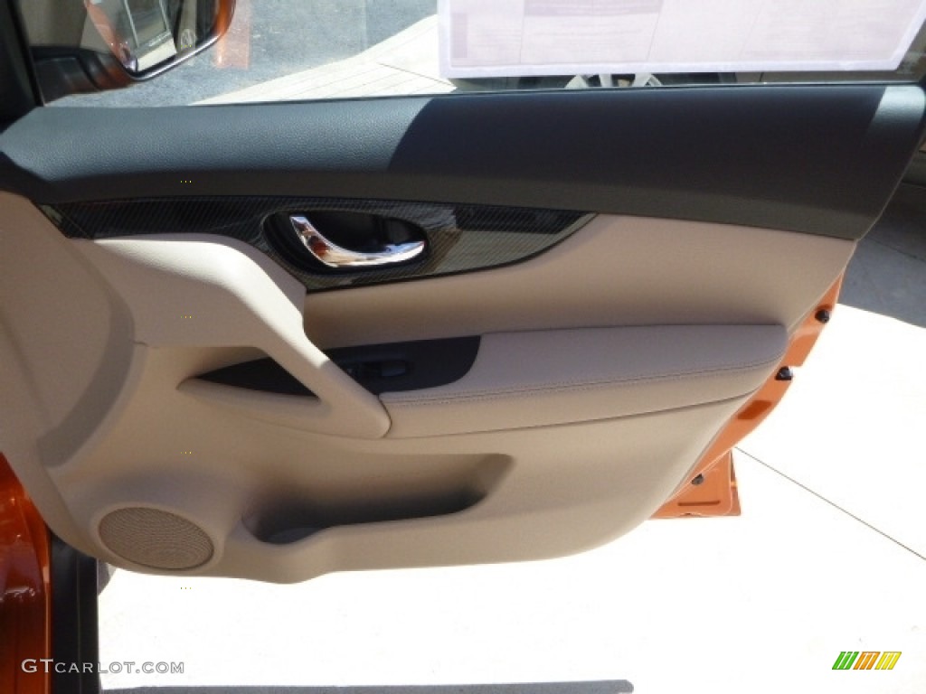 2017 Rogue SL AWD - Monarch Orange / Almond photo #10