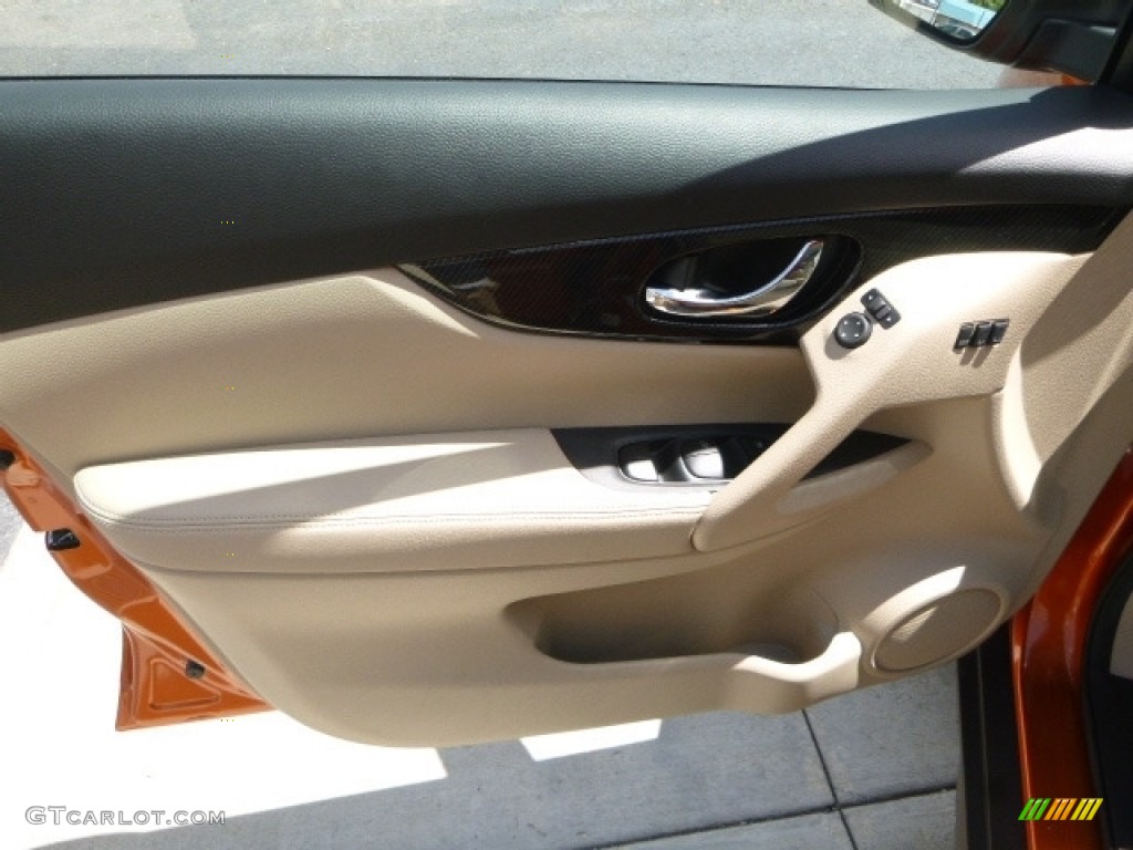 2017 Rogue SL AWD - Monarch Orange / Almond photo #13