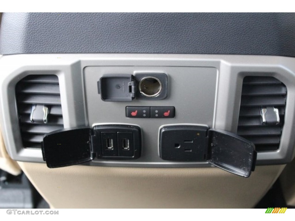 2017 F150 Lariat SuperCrew 4X4 - White Gold / Light Camel photo #29