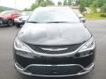2017 Brilliant Black Crystal Pearl Chrysler Pacifica Limited  photo #8