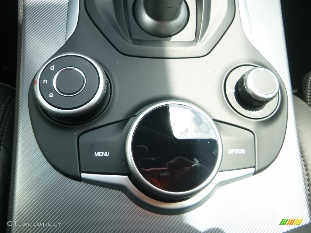 2018 Alfa Romeo Stelvio Ti AWD Controls Photo #121632108