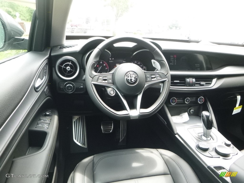 2018 Alfa Romeo Stelvio Sport AWD Black/Black Dashboard Photo #121632558