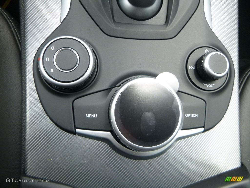 2018 Alfa Romeo Stelvio Sport AWD Controls Photo #121632918