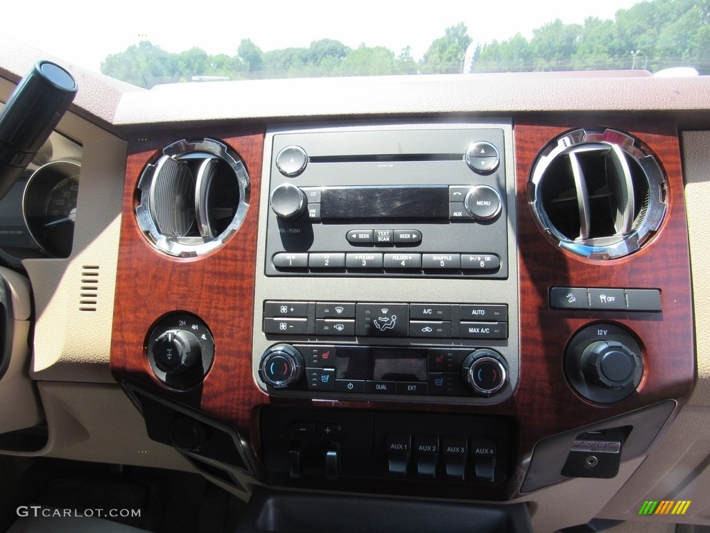 2012 F350 Super Duty Lariat Crew Cab 4x4 - Green Gem Metallic / Adobe photo #20