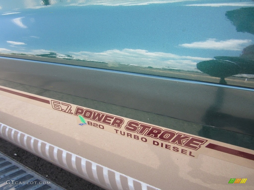 2012 F350 Super Duty Lariat Crew Cab 4x4 - Green Gem Metallic / Adobe photo #42