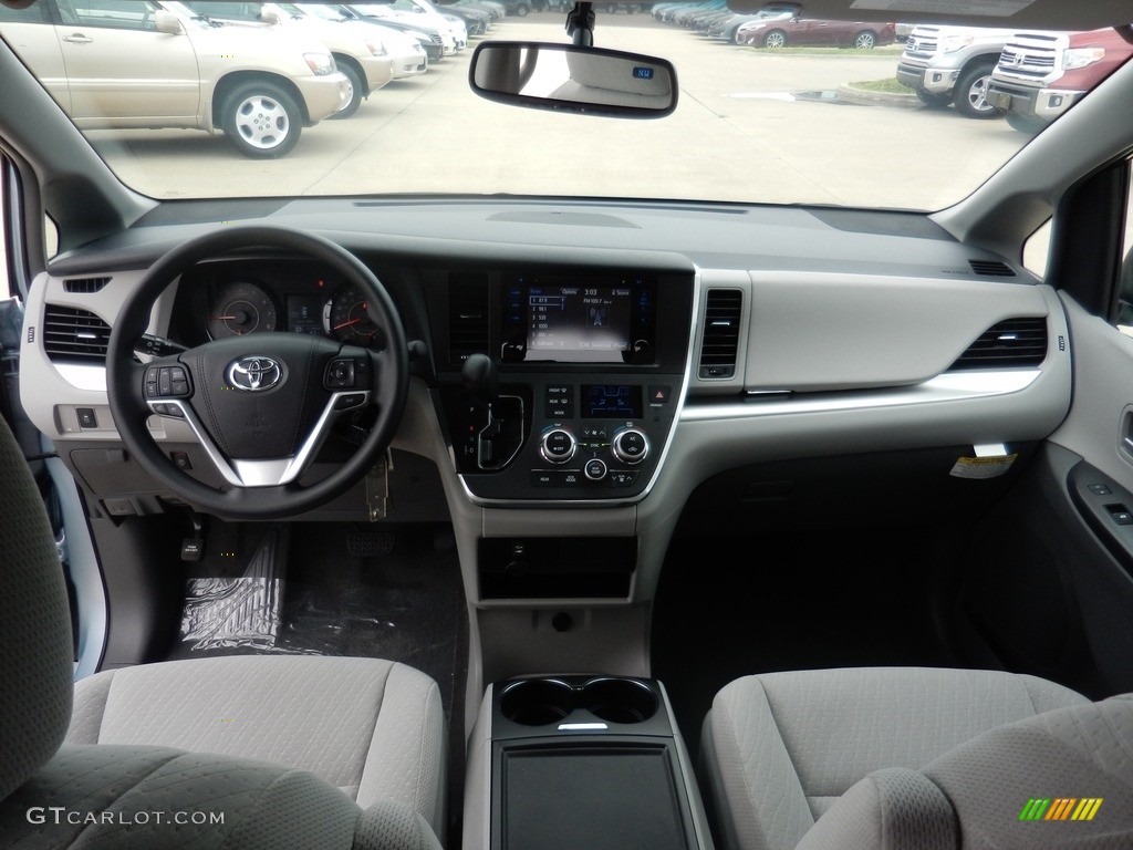 2017 Sienna LE - Sky Blue Pearl / Ash photo #4