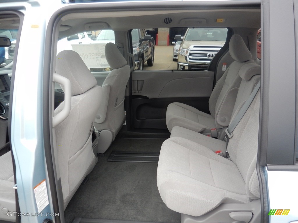 2017 Sienna LE - Sky Blue Pearl / Ash photo #5