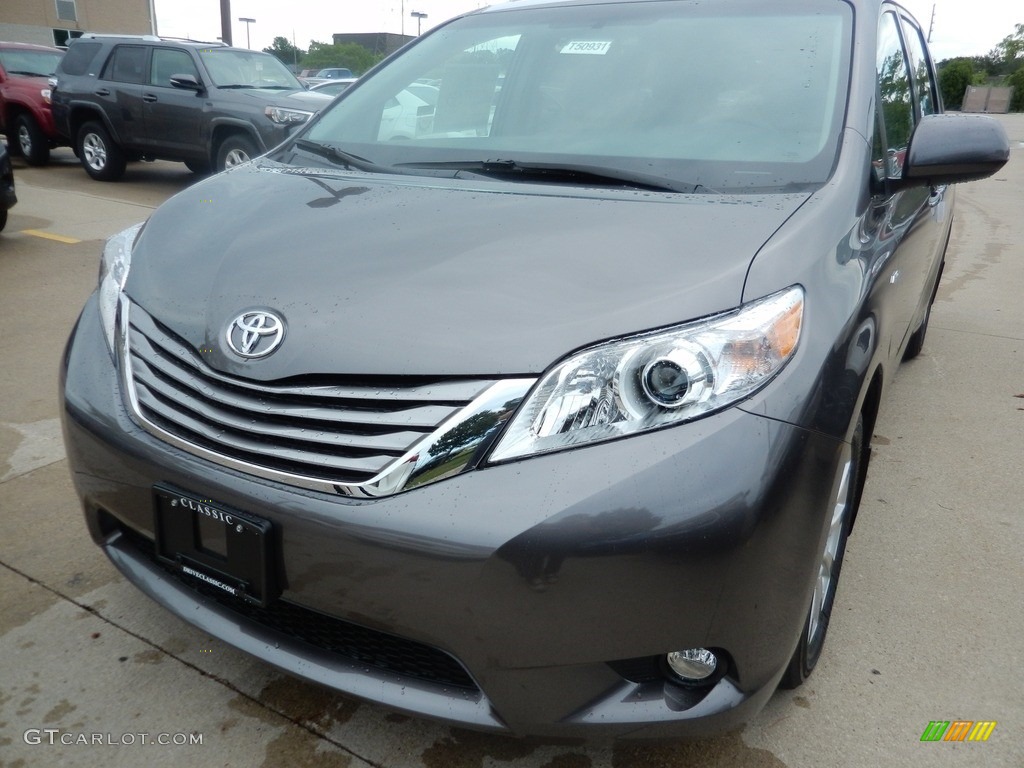 2017 Sienna XLE AWD - Predawn Gray Mica / Ash photo #1