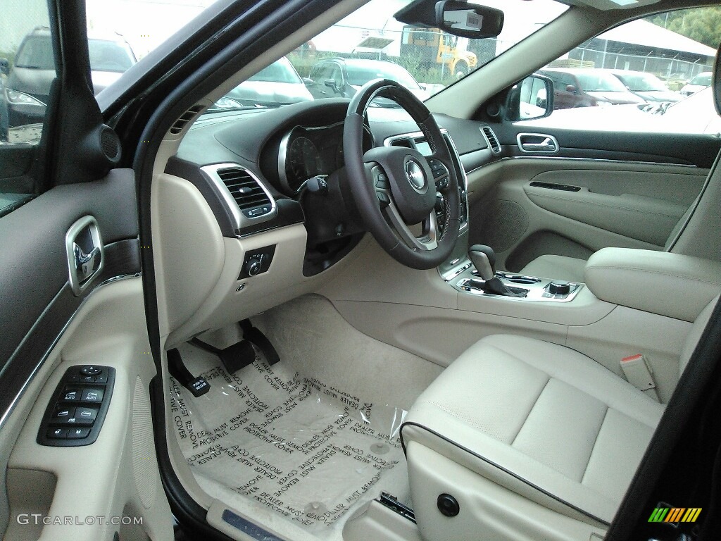 2017 Grand Cherokee Overland 4x4 - Diamond Black Crystal Pearl / Brown/Light Frost Beige photo #4