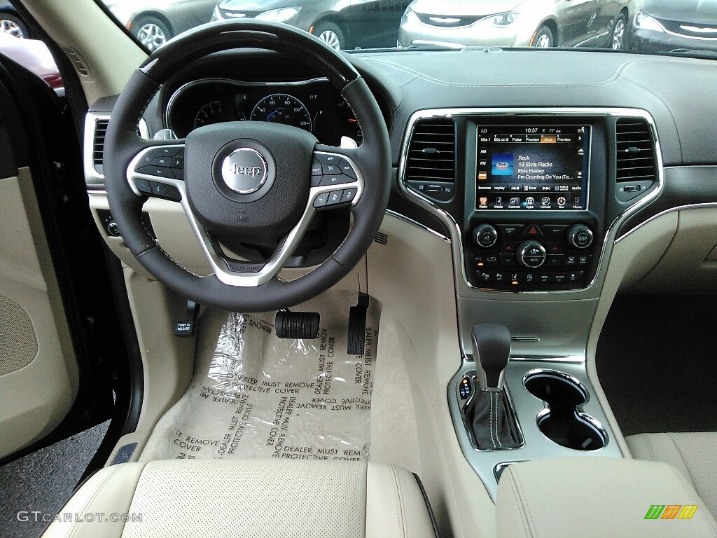 2017 Grand Cherokee Overland 4x4 - Diamond Black Crystal Pearl / Brown/Light Frost Beige photo #5