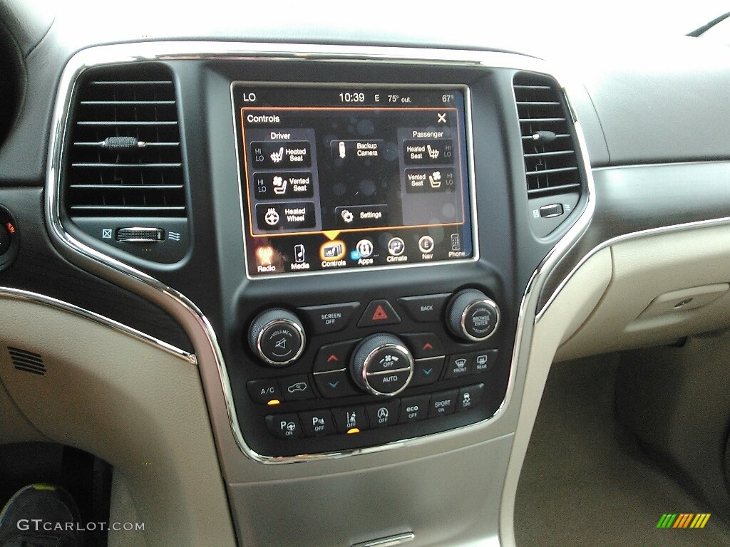 2017 Grand Cherokee Overland 4x4 - Diamond Black Crystal Pearl / Brown/Light Frost Beige photo #10