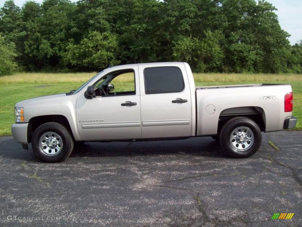 2009 Silverado 1500 LS Crew Cab 4x4 - Silver Birch Metallic / Dark Titanium photo #6