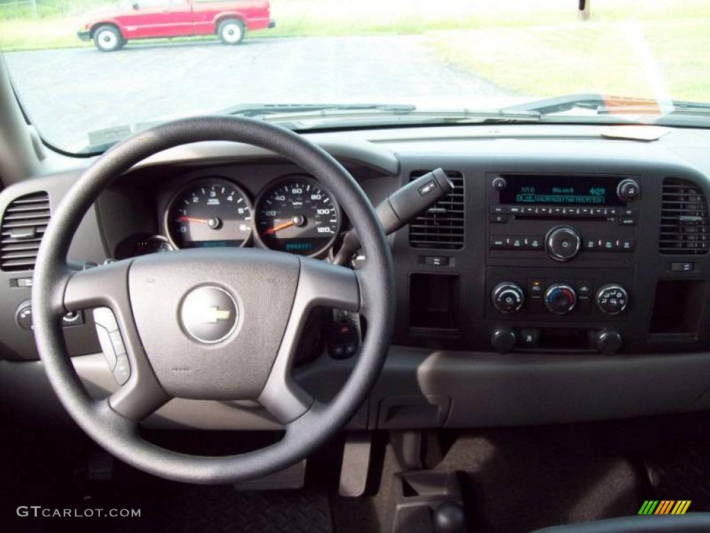 2009 Silverado 1500 LS Crew Cab 4x4 - Silver Birch Metallic / Dark Titanium photo #16