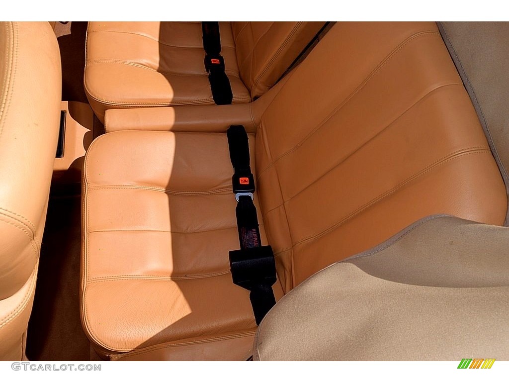 1987 Ferrari Mondial Cabriolet Rear Seat Photo #121654430