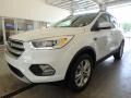 2017 Oxford White Ford Escape SE 4WD  photo #4