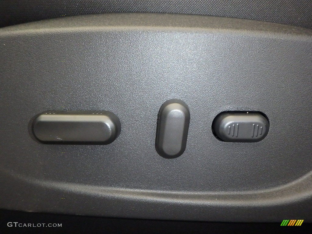 2017 Escape SE 4WD - Oxford White / Charcoal Black photo #12