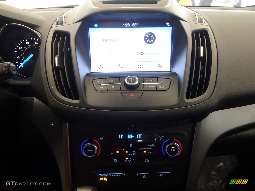 2017 Escape SE 4WD - Oxford White / Charcoal Black photo #13