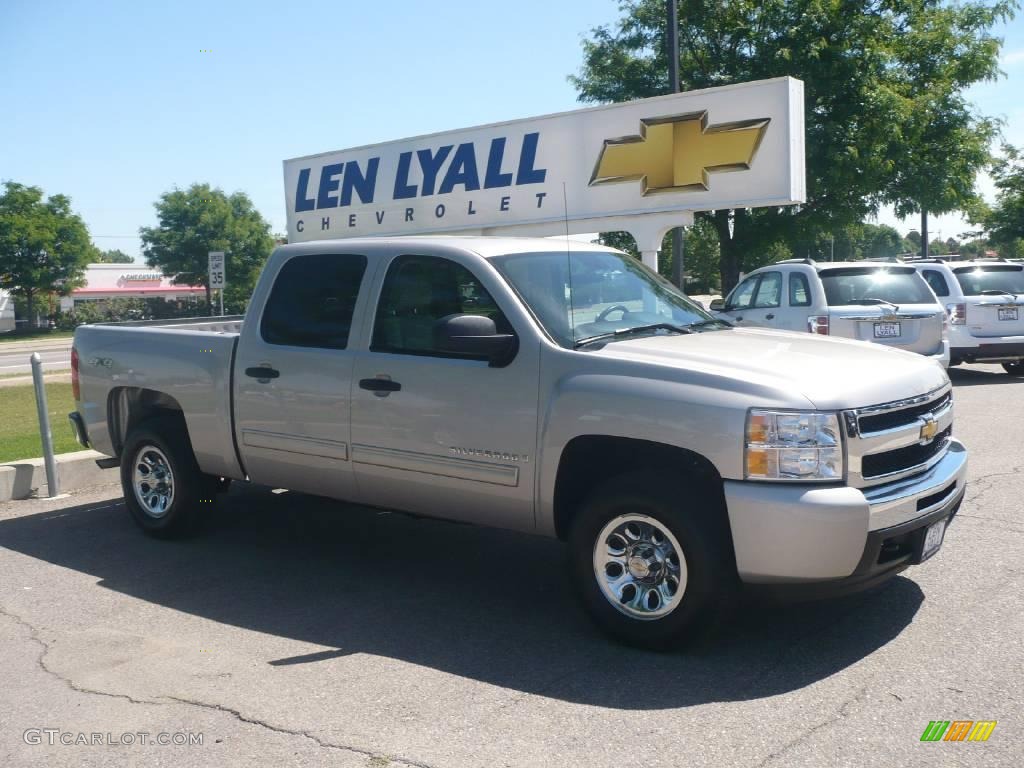 Silver Birch Metallic Chevrolet Silverado 1500