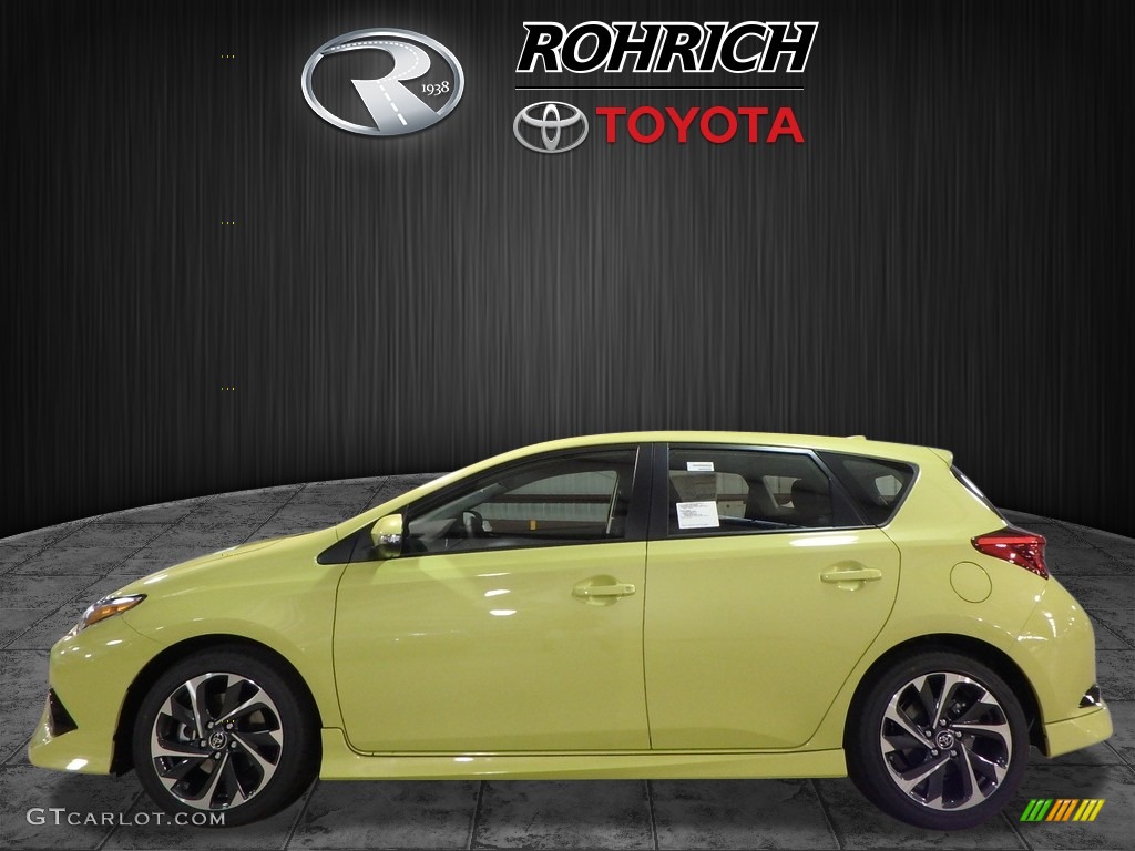 2017 Corolla iM  - Spring Green Metallic / Black photo #3
