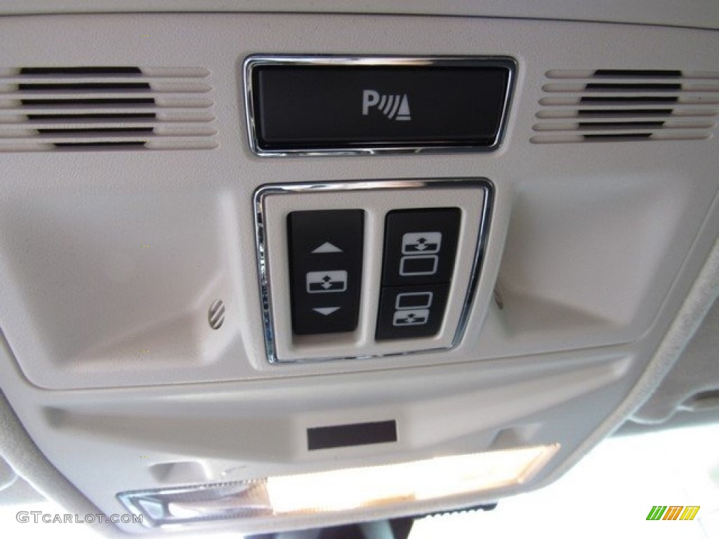 2014 XJ XJL Portfolio - Polaris White / Jet photo #36