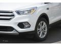 2017 Oxford White Ford Escape SE 4WD  photo #2