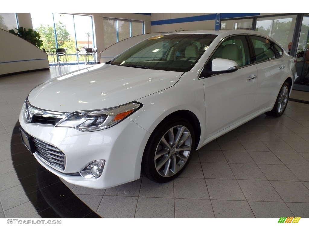 2014 Avalon XLE - Blizzard Pearl / Almond photo #1