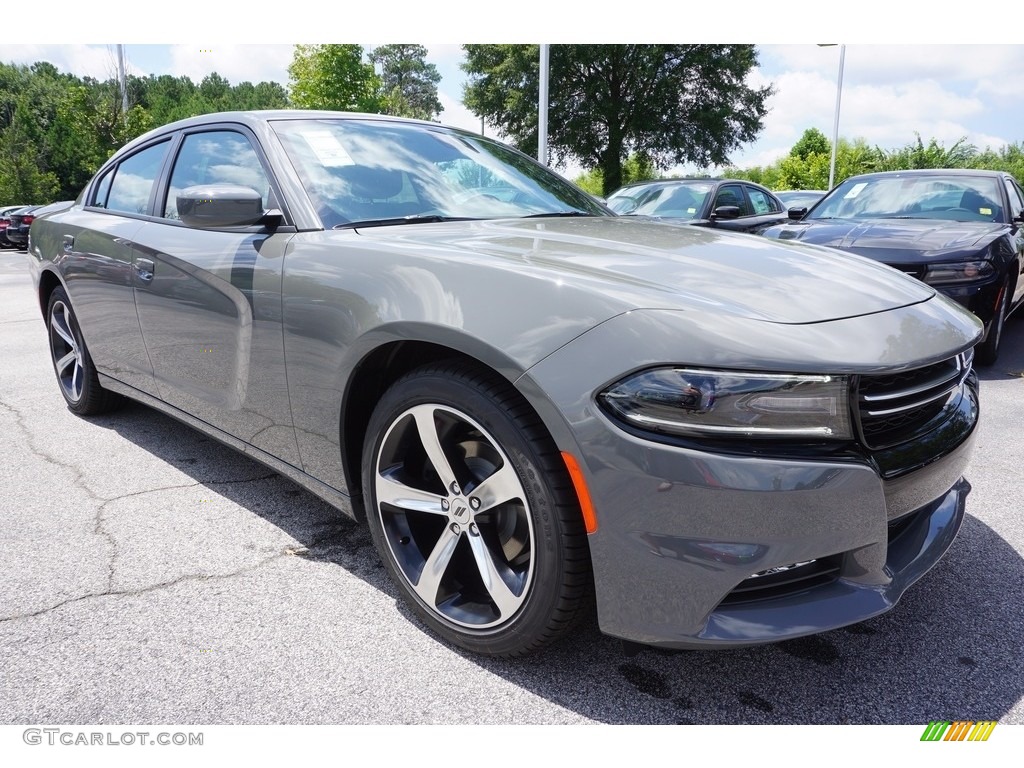 2017 Charger SXT - Destroyer Grey / Black photo #4
