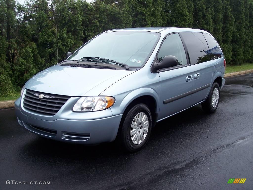 2005 Town & Country LX - Butane Blue Pearl / Medium Slate Gray photo #1