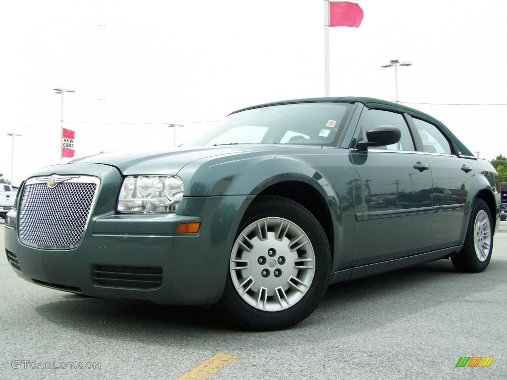 2006 300  - Magnesium Pearlcoat / Dark Slate Gray/Light Slate Gray photo #4