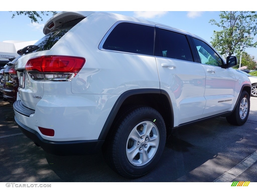 2017 Grand Cherokee Laredo - Bright White / Black photo #3