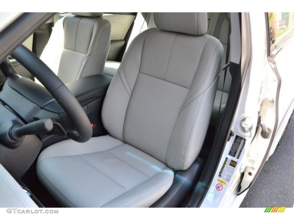 2017 Avalon Touring - Blizzard Pearl White / Light Gray photo #12