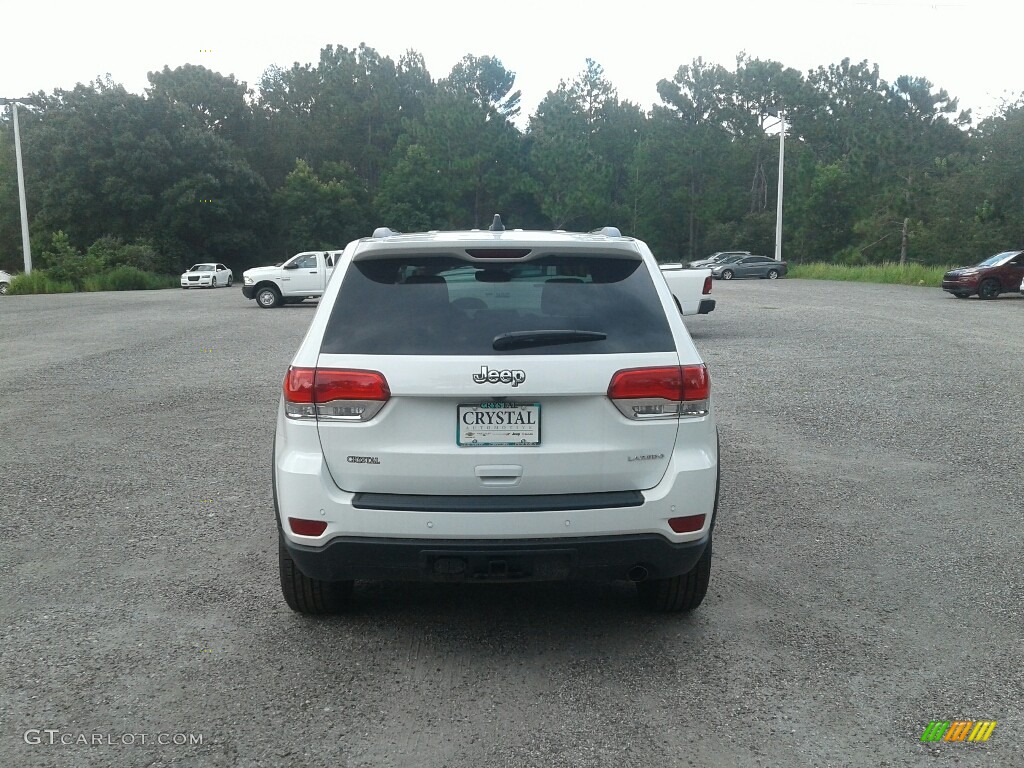 2017 Grand Cherokee Laredo - Bright White / Black photo #4