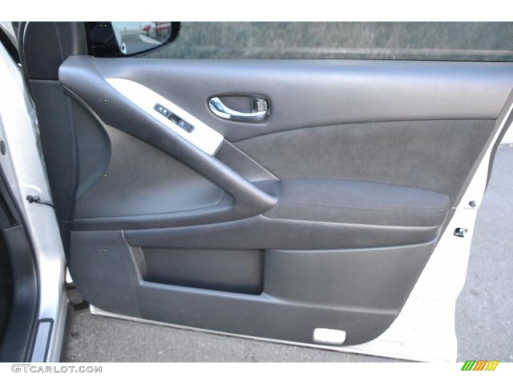 2012 Murano SV AWD - Brilliant Silver / Black photo #24