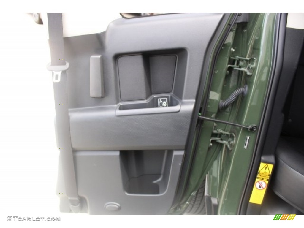 2014 FJ Cruiser 4WD - Army Green / Dark Charcoal photo #32