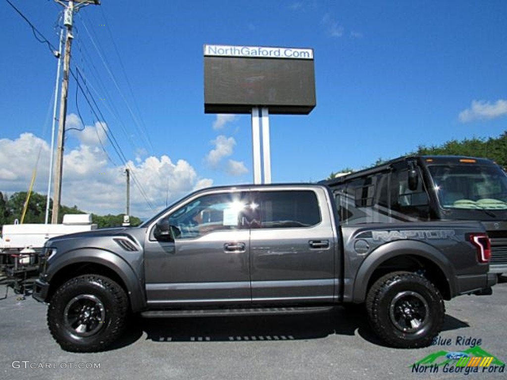 2017 F150 SVT Raptor SuperCrew 4x4 - Magnetic / Raptor Black photo #2