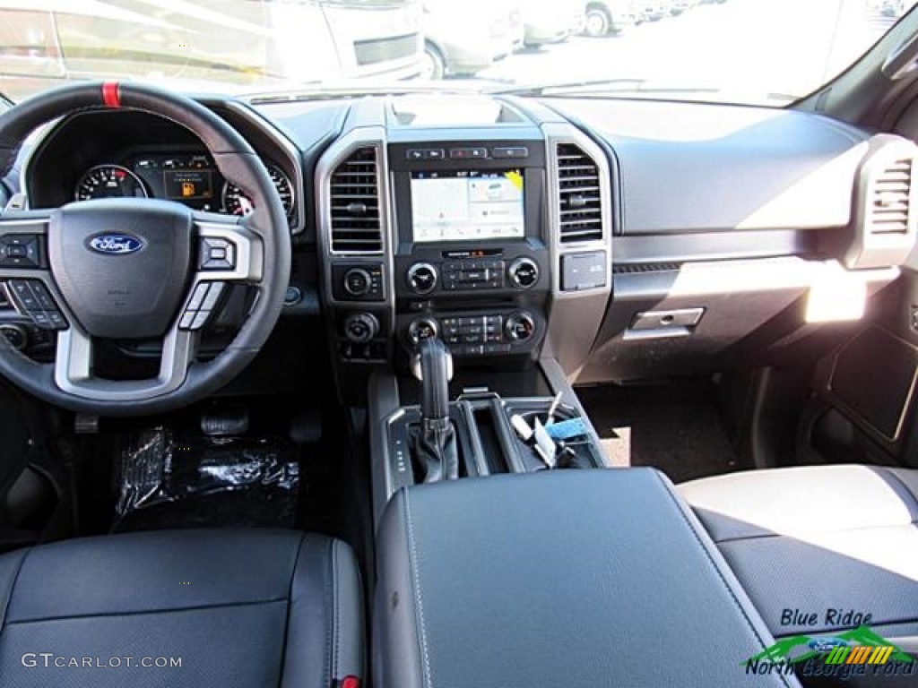 2017 F150 SVT Raptor SuperCrew 4x4 - Magnetic / Raptor Black photo #17