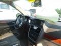 White Gold - Town & Country Touring - L Photo No. 10