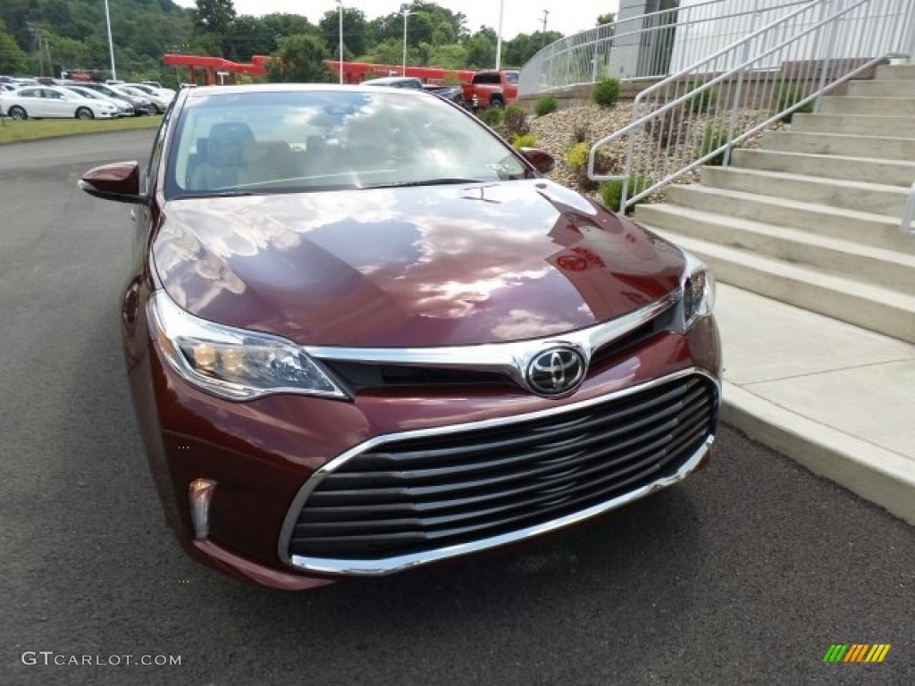 2018 Avalon XLE - Ooh La La Rouge Mica / Almond photo #4