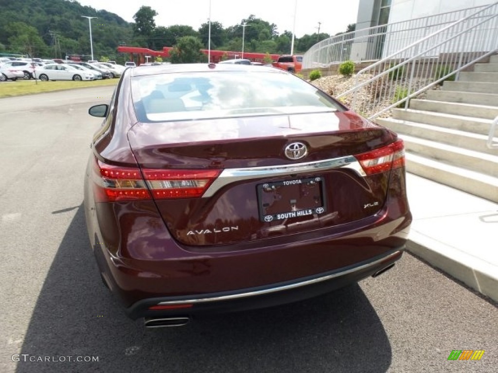 2018 Avalon XLE - Ooh La La Rouge Mica / Almond photo #7