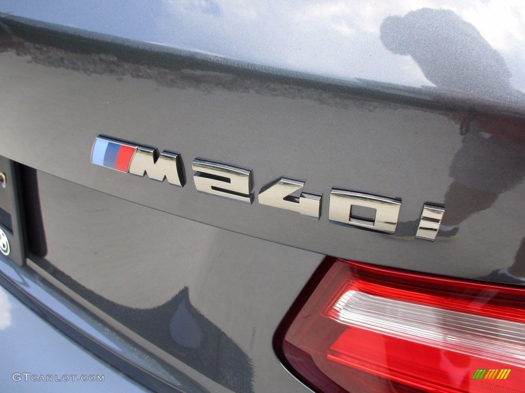 2017 BMW 2 Series M240i xDrive Convertible Marks and Logos Photos