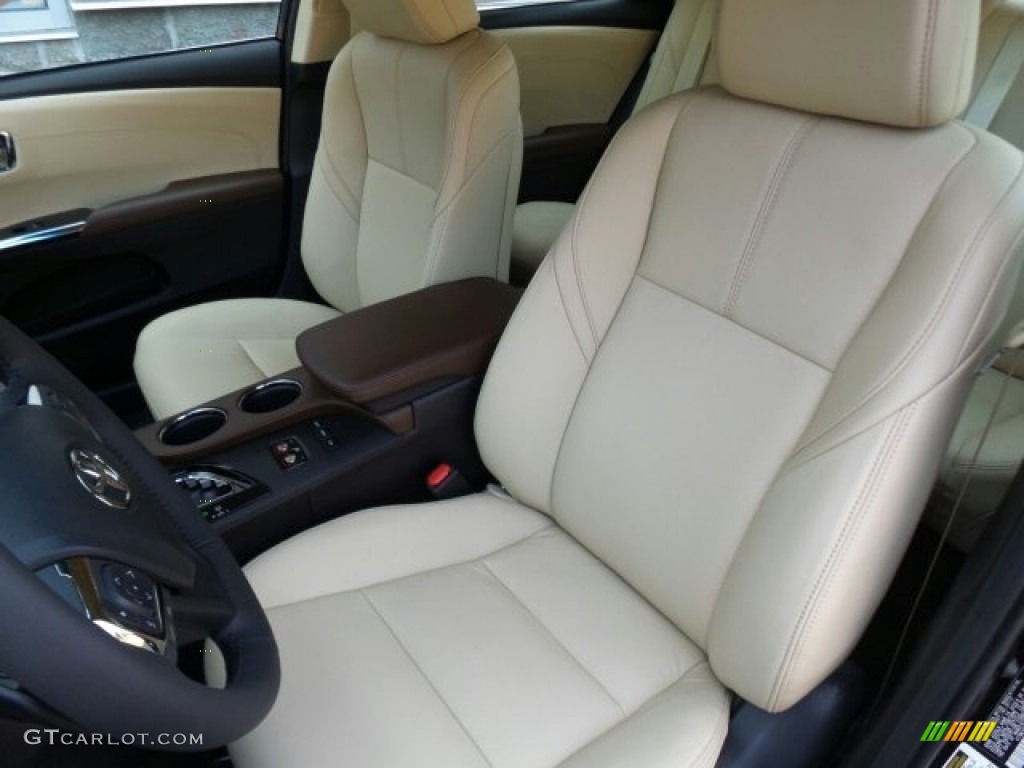 2018 Toyota Avalon XLE Front Seat Photo #121691411