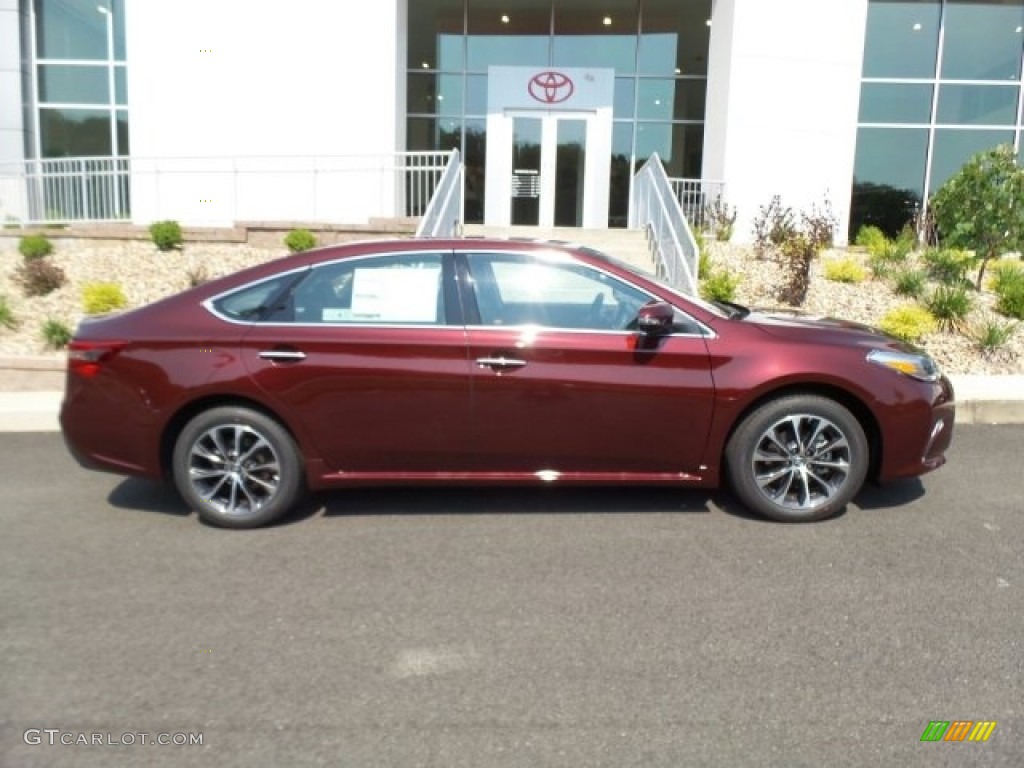 2018 Avalon XLE - Ooh La La Rouge Mica / Black photo #2