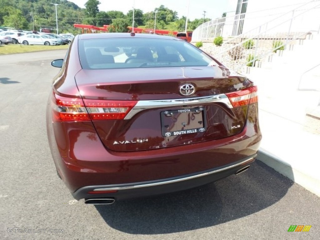 2018 Avalon XLE - Ooh La La Rouge Mica / Black photo #7