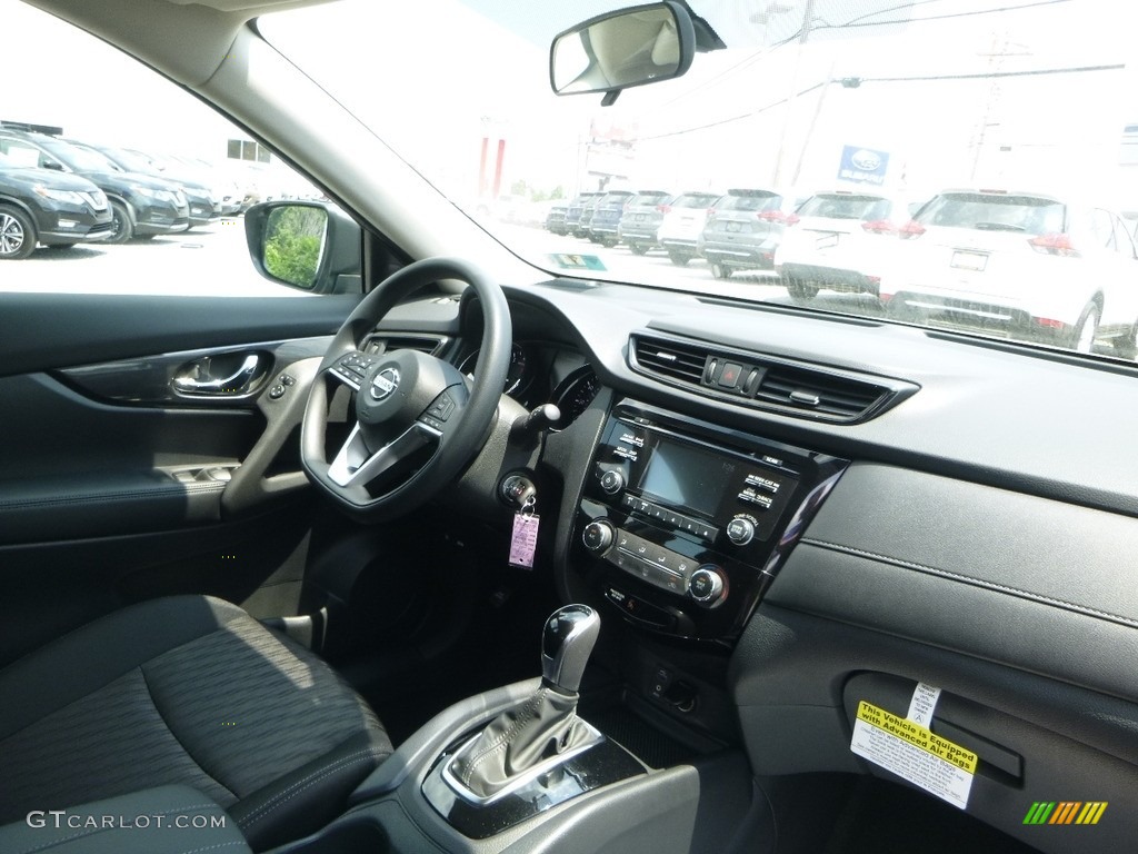 2017 Rogue S AWD - Gun Metallic / Charcoal photo #11