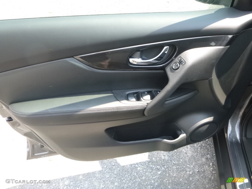 2017 Rogue S AWD - Gun Metallic / Charcoal photo #13