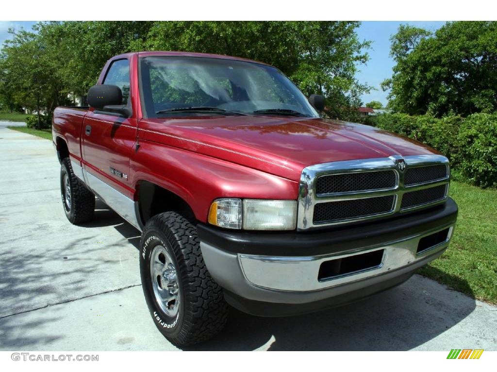 1999 Ram 1500 ST Regular Cab 4x4 - Metallic Red / Agate Black photo #17