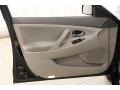 Black - Camry LE Photo No. 4