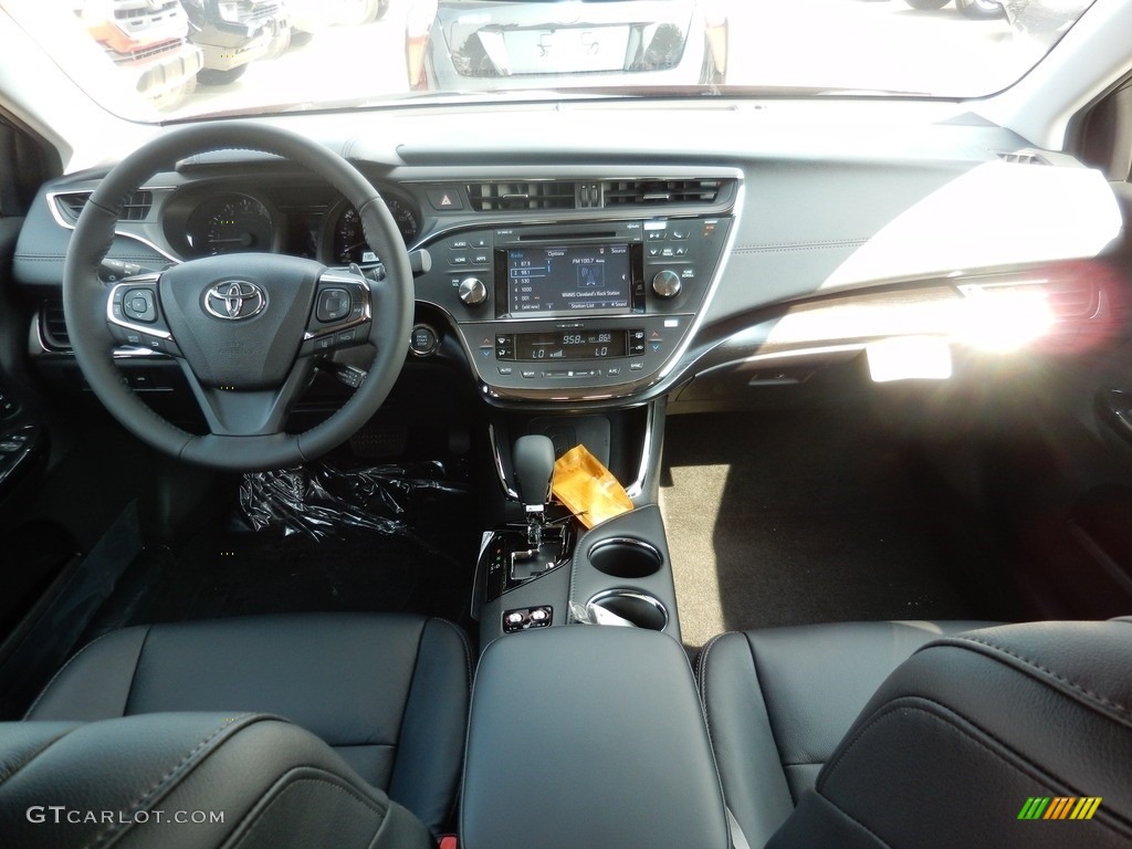2018 Avalon XLE - Ooh La La Rouge Mica / Black photo #4