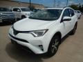 Super White - RAV4 XLE Photo No. 1