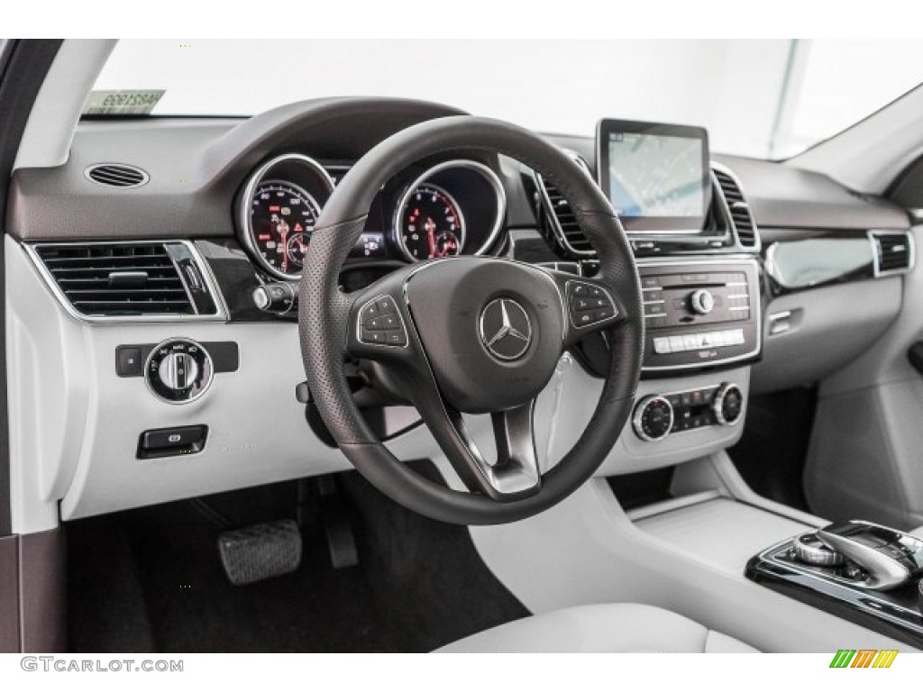 2017 Mercedes-Benz GLE 43 AMG 4Matic Crystal Grey/Black Dashboard Photo #121717017